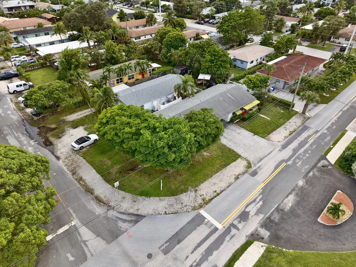 evans-2 at 239 NE 24TH Avenue, Pompano Beach