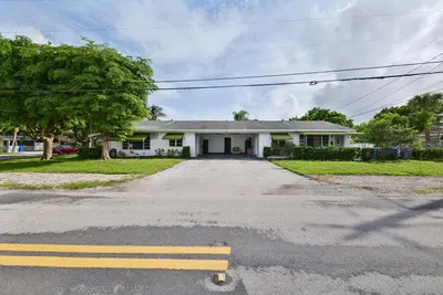 2312 NE 4th Street, Pompano Beach – Single Family Residence for rent