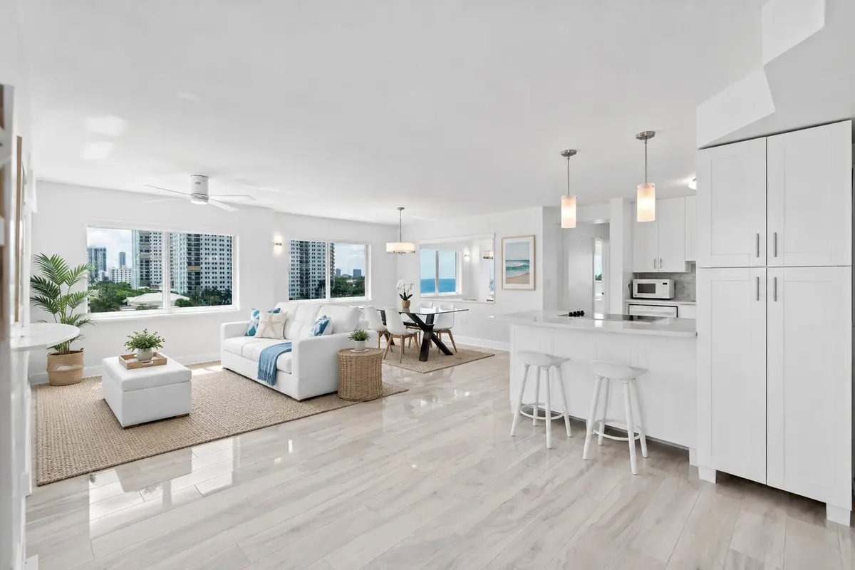 Photo 8 at 300 OREGON Street 501, Hollywood