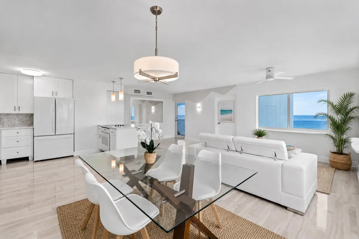 Photo 4 at 300 OREGON Street 501, Hollywood