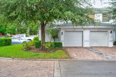 22160 MAJESTIC WOODS Way, Boca Raton – Townhouse for rent