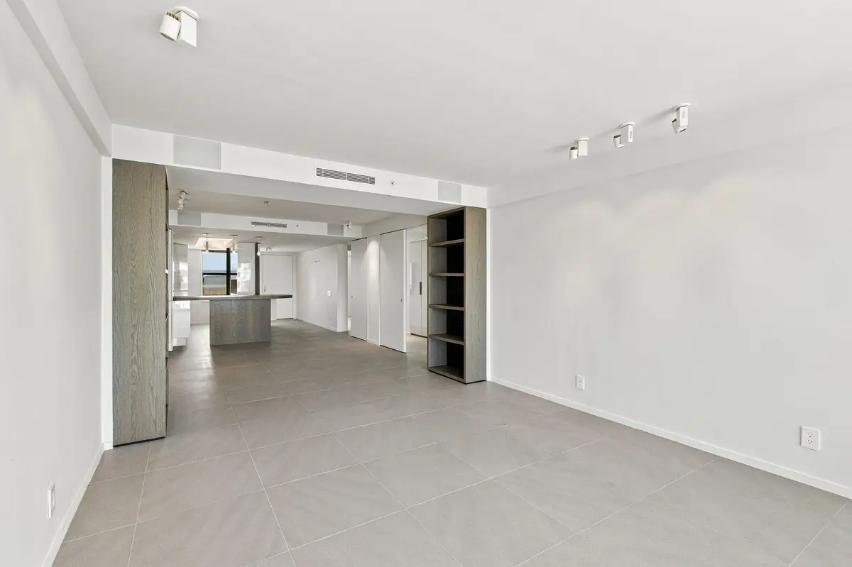 22-web-or-mls-022_DSC02399 at 3901 S FLAGLER Drive 605, West Palm Beach