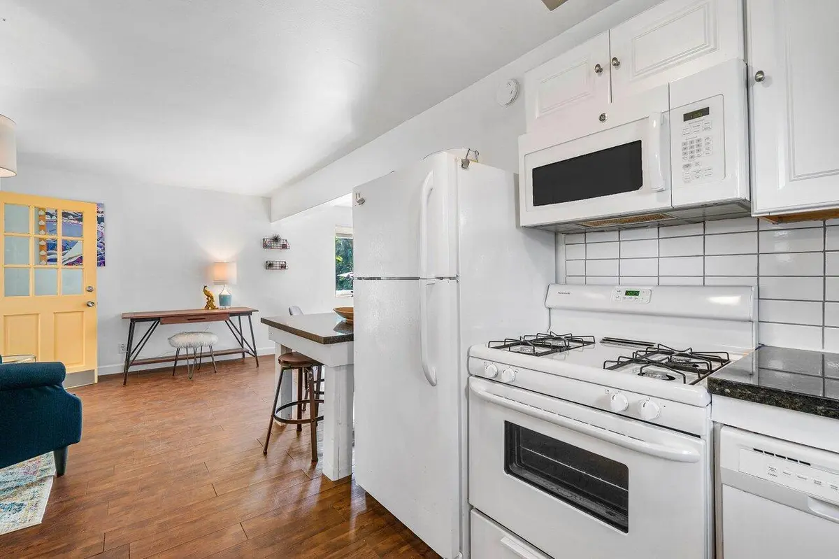 Kitchen at 412 NE 7th Avenue A, Delray Beach