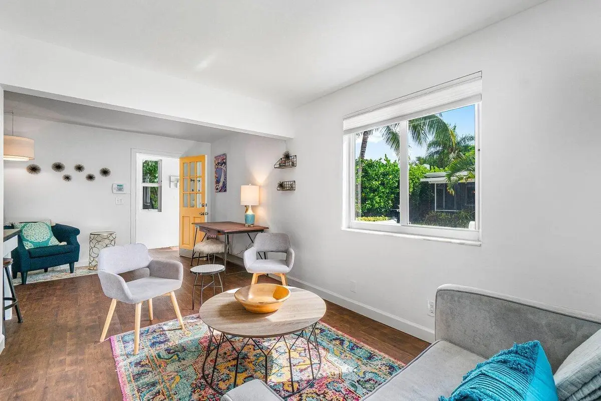 Living Area at 412 NE 7th Avenue A, Delray Beach