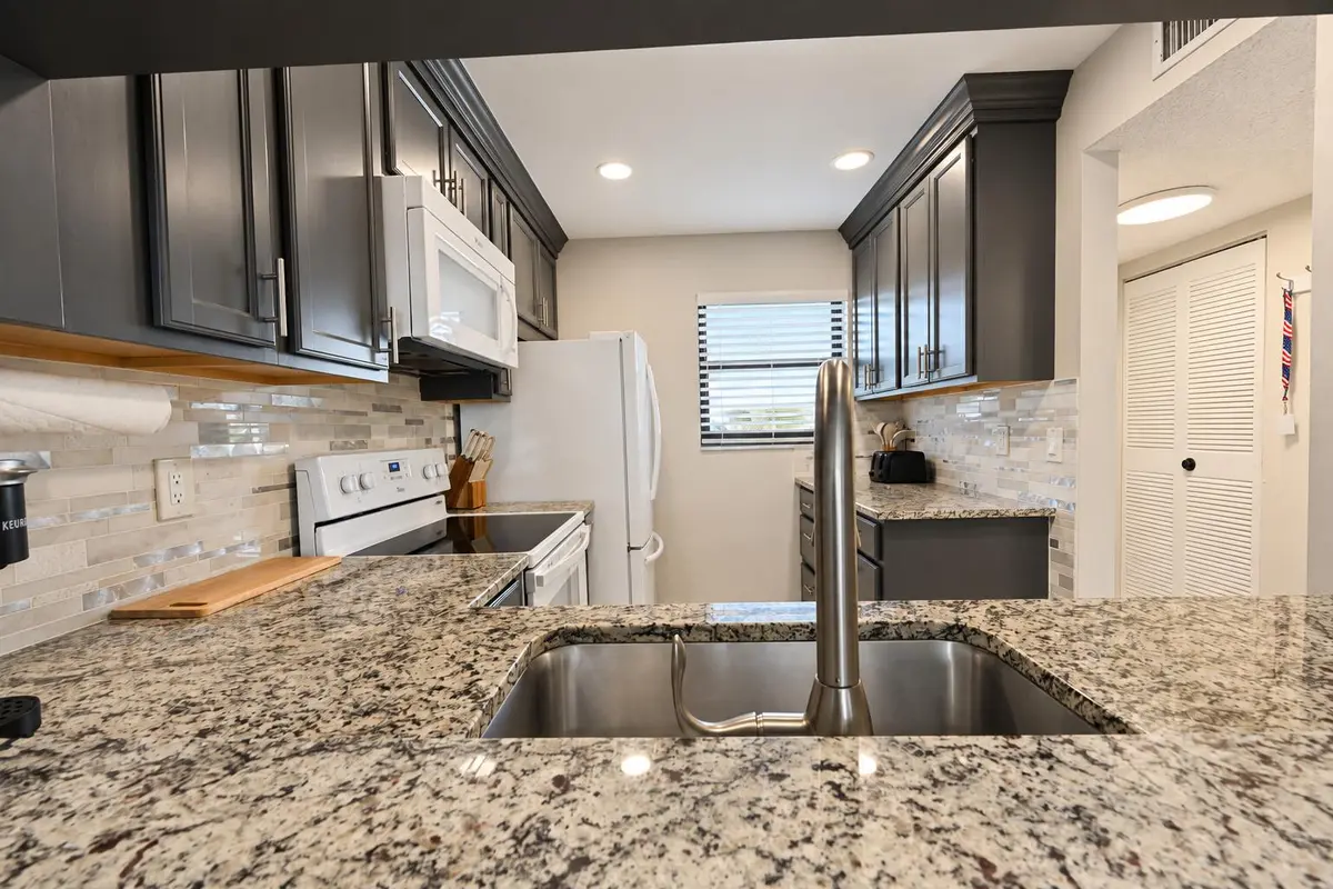 103 kitchen 3 at 7094 Golf Colony Court 103, Lake Worth