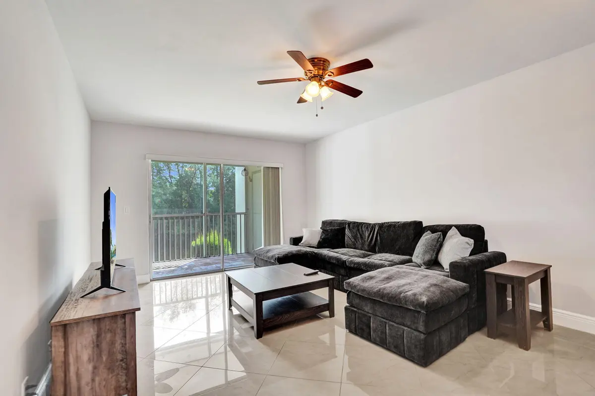 GREATROOM at 130 Lake Meryl Drive, West Palm Beach