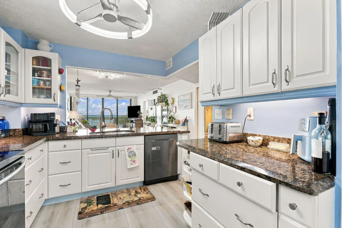 3-web-or-mls-0V8A8014 at 9940 S OCEAN Drive 407, Jensen Beach