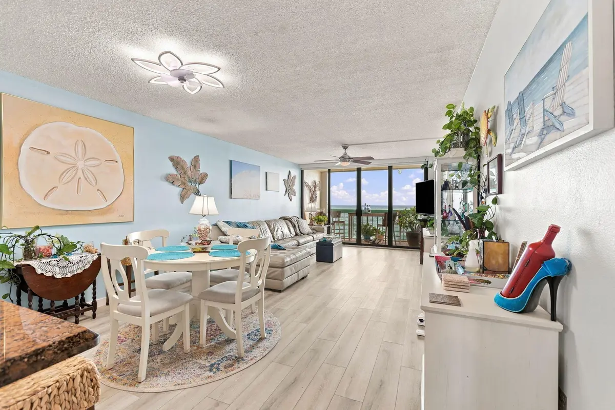 5-web-or-mls-0V8A8024 at 9940 S OCEAN Drive 407, Jensen Beach