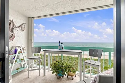 9940 S OCEAN Drive 407, Jensen Beach – Condominium for sale