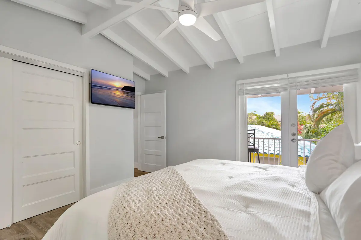 26-web-or-mls-001L1694 at 305 HIBISCUS Avenue, Pompano Beach