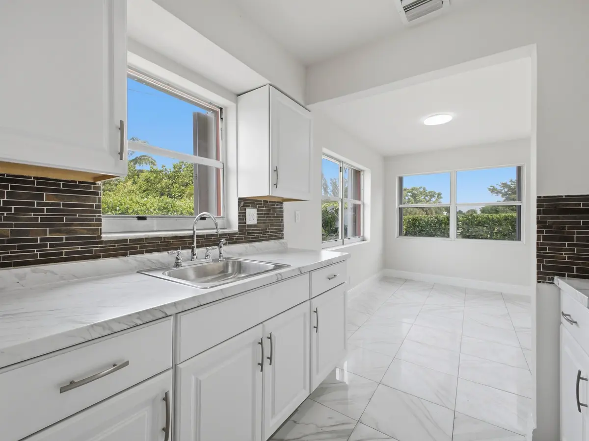 Kitchen 5 at 4626 SCHALL Road, Schall Circle