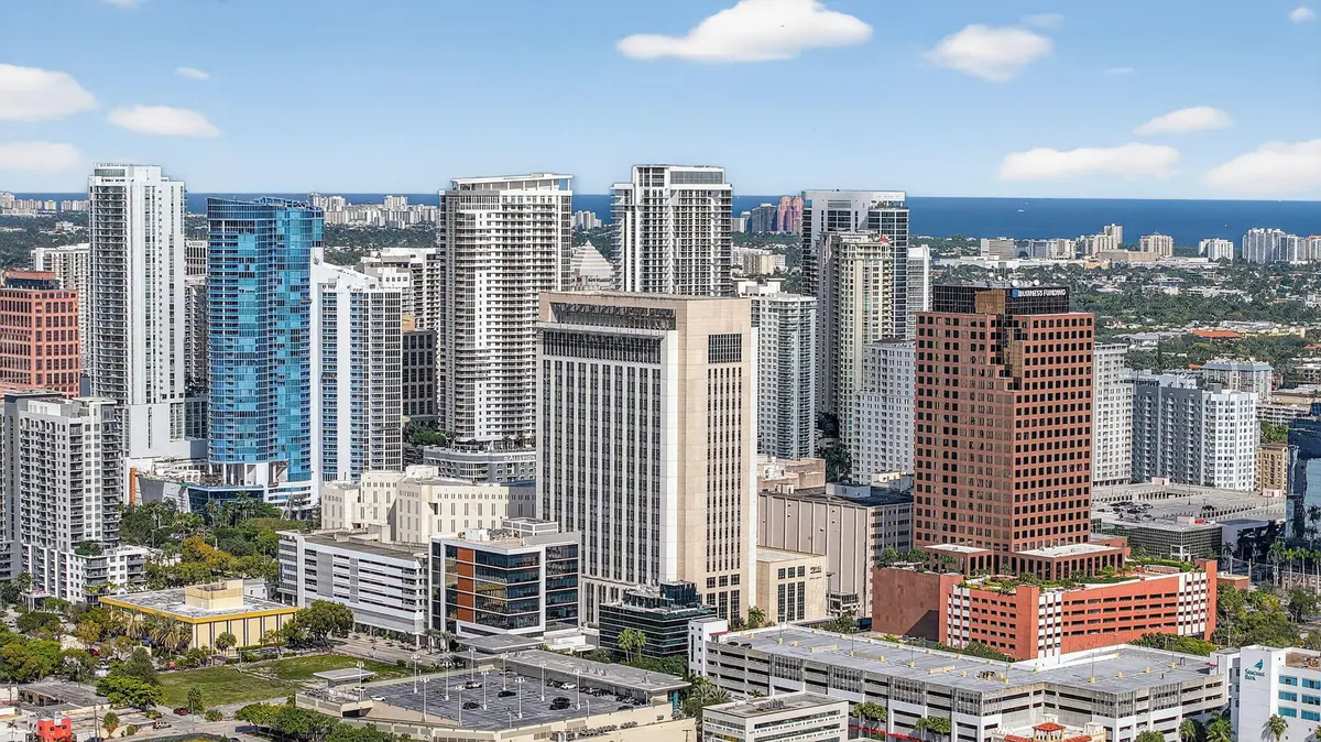 23-web-or-mls-DJI_20251205132951_0391_D at 304 SW 12TH Street, Fort Lauderdale
