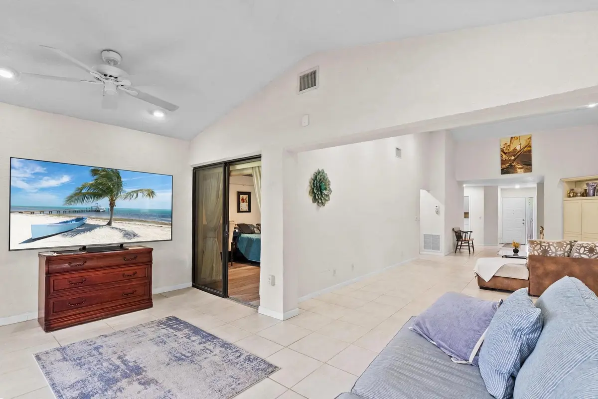 Den at 2588 Blue Sage Avenue, Coconut Creek