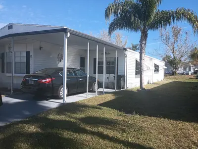 12 Universidad Lane, Port St. Lucie – Manufactured Home for sale