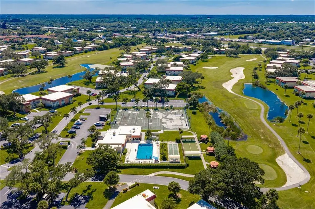 2a at 99 SPRING LAKE Drive 101, Vero Beach