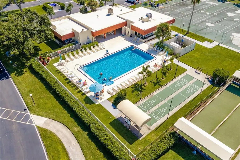 3a at 99 SPRING LAKE Drive 101, Vero Beach
