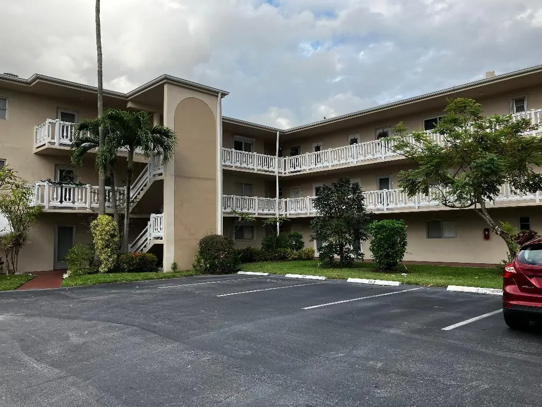 2615 GARDEN Drive 305, Lake Worth, FL – photo 5