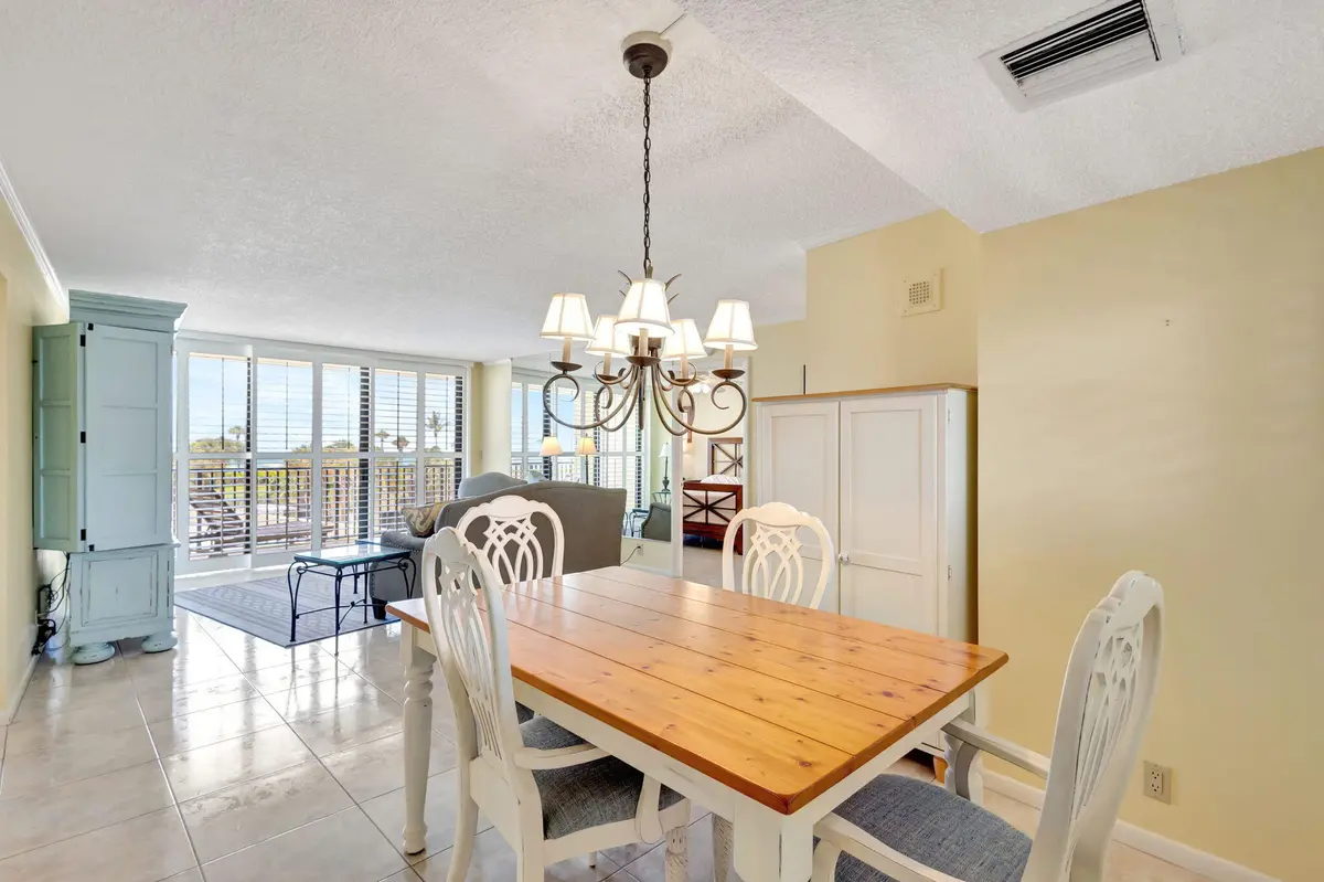 11-web-or-mls-5D1A7832 at 400 OCEAN TRAIL Way 209, Jupiter