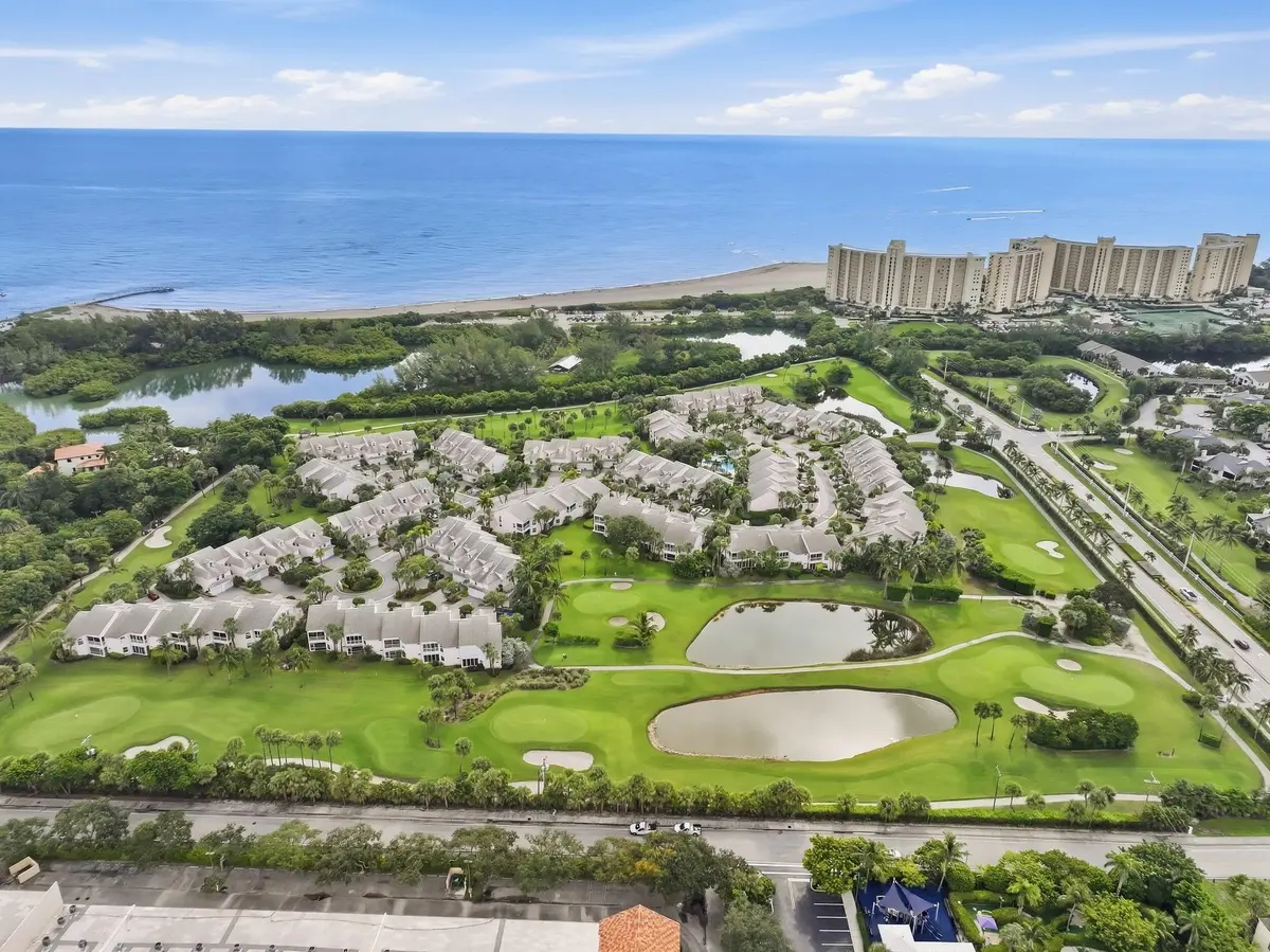 9_006_dji_20260912101208_0907_d at 3107 FAIRWAY Drive, Jupiter