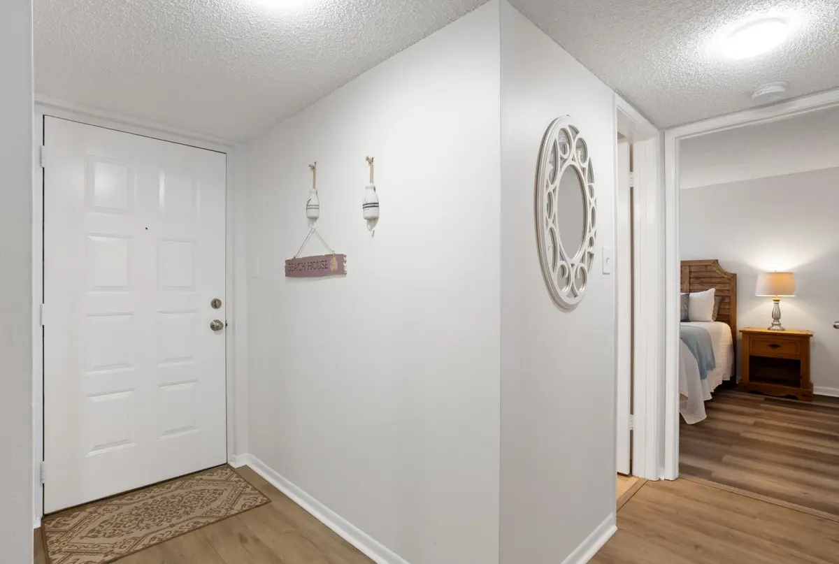 Foyer at 950 LAVERS Circle F307, Delray Beach