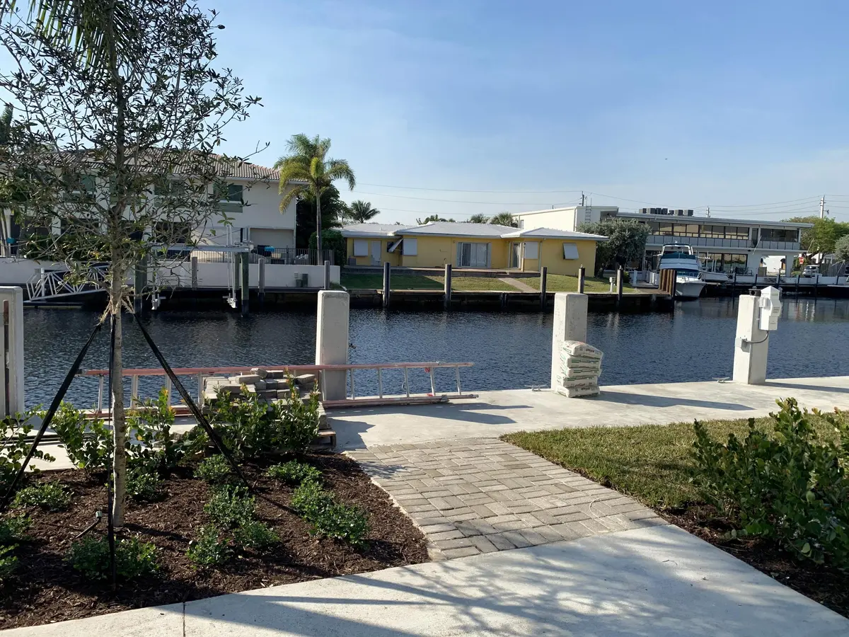 South Side of Building at 231 Marine Court 2, Lauderdale-By-The-Sea