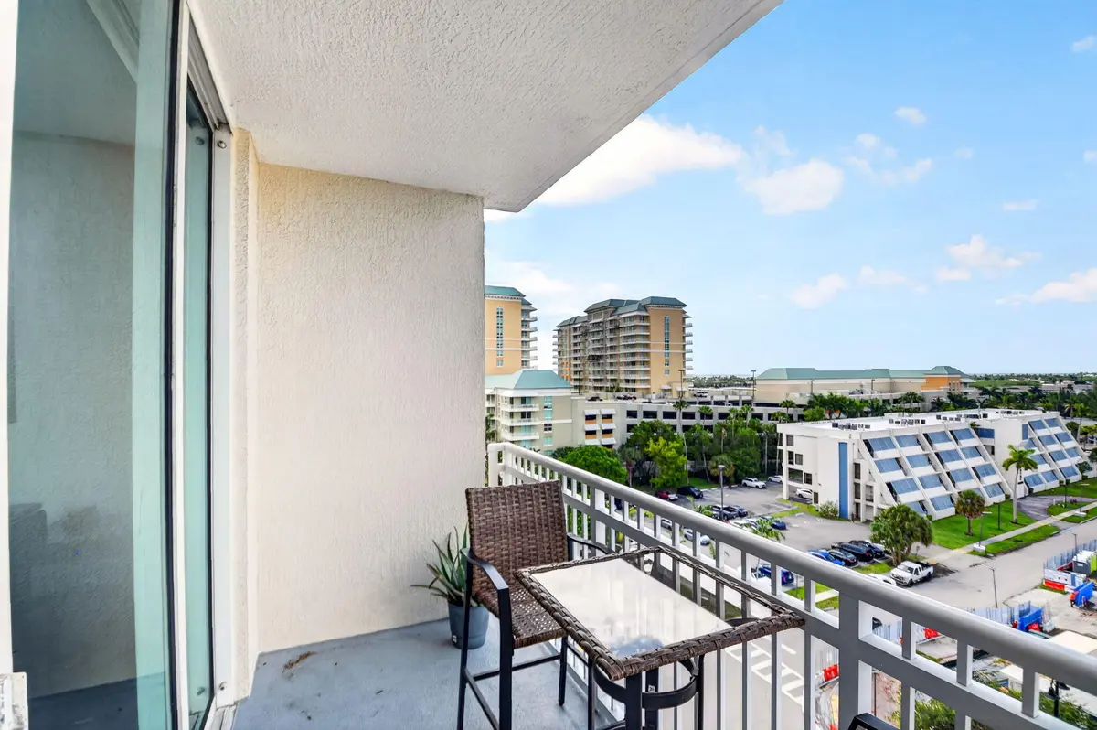 32-web-or-mls-DSC_8926 at 350 N FEDERAL Highway 813, Boynton Beach