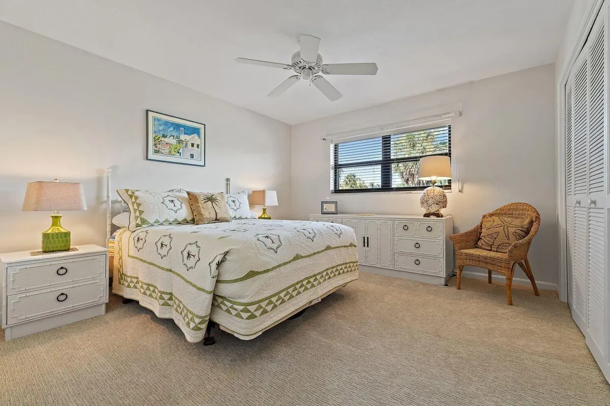Gail Photo 41 at 755 SATURN Street H206, Jupiter