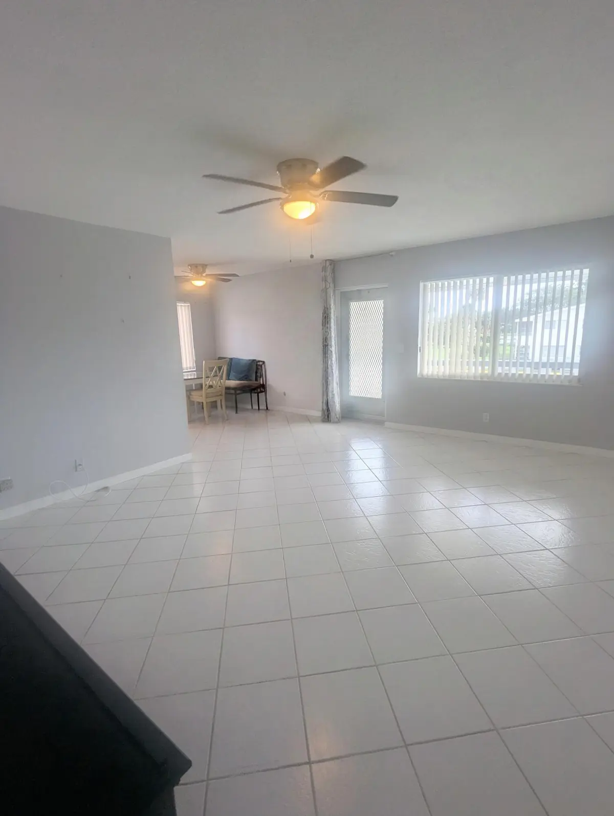 Livingroom to Front (1) at 100 Kingswood, West Palm Beach