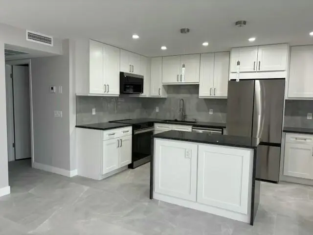 Open Floor Plan at 1064 Exeter D, Boca Raton