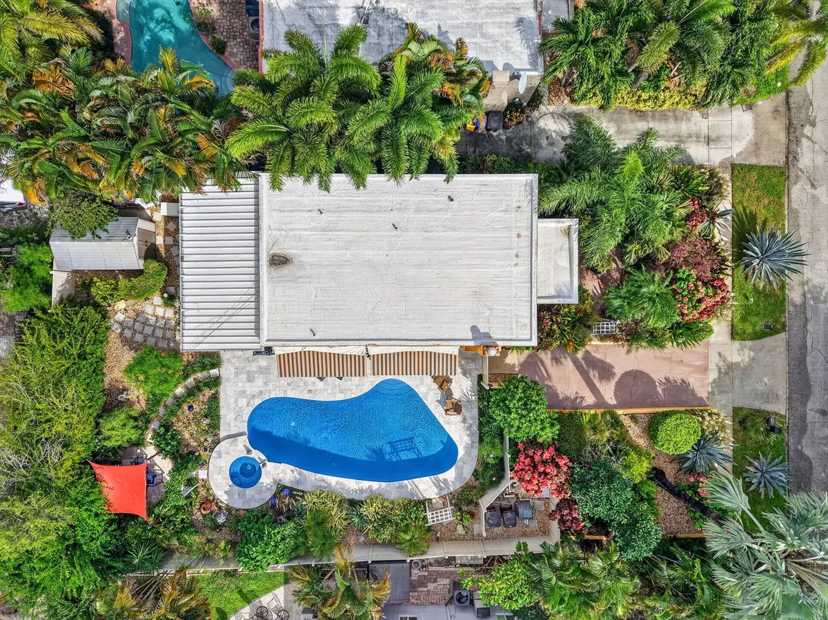 14-web-or-mls-DJI_20261002154459_0918_D at 415 Colonial Road, West Palm Beach