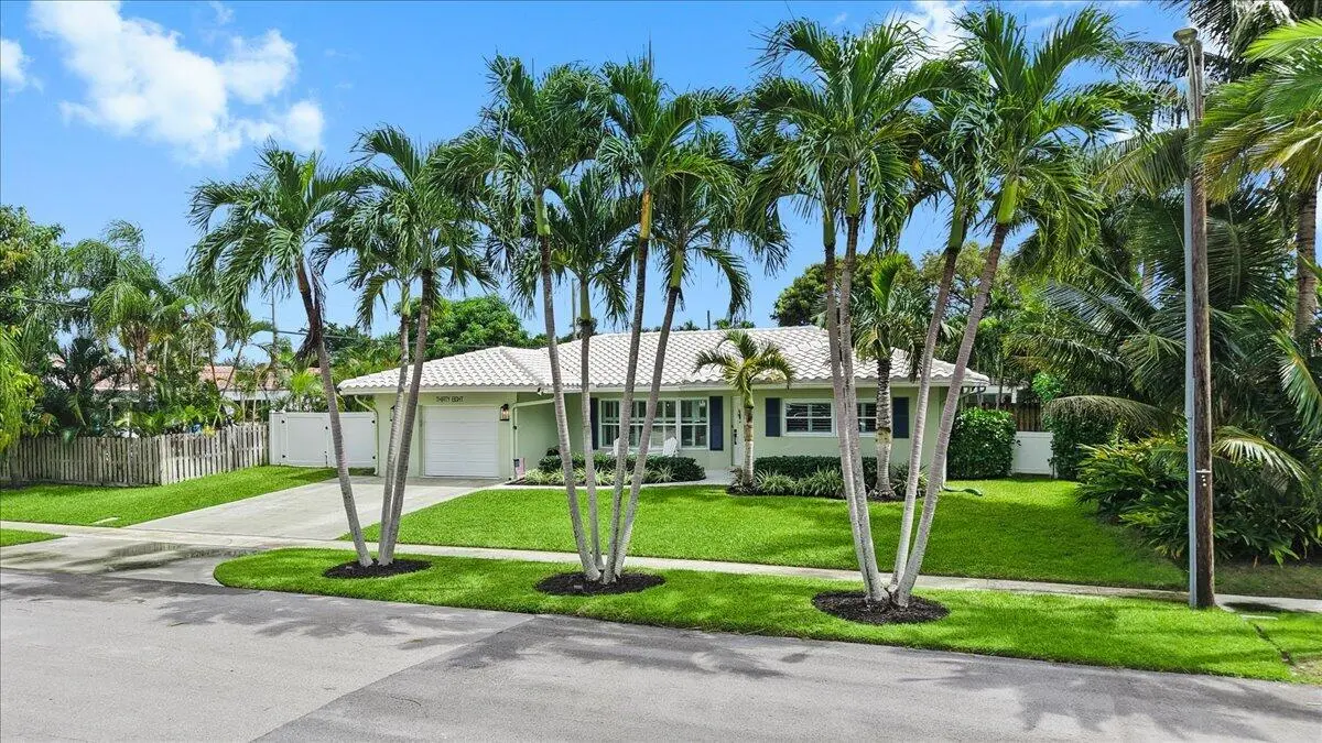 Palm-Lined Front Yard at 38 SW 10th Avenue, Boca Raton