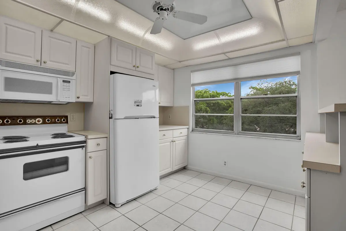 KITCHEN at 3002 Portofino Isle M3, Coconut Creek
