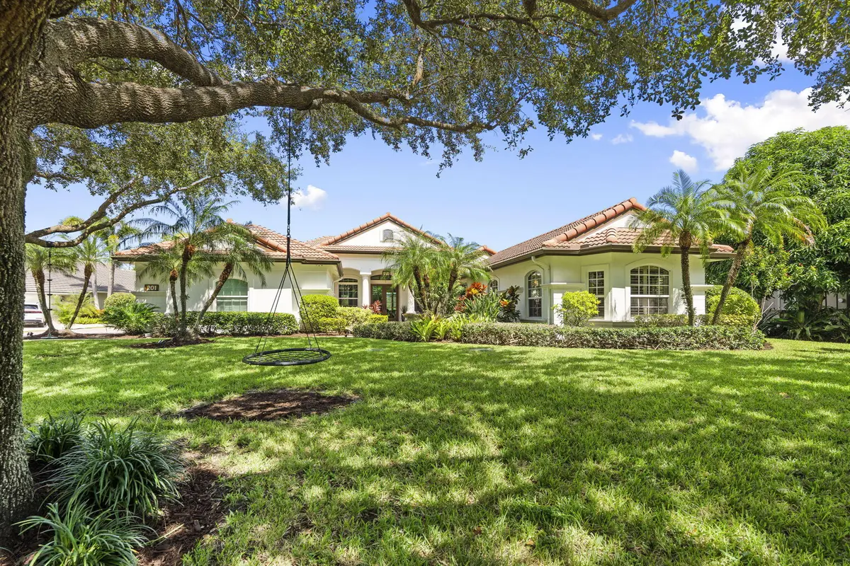 33-web-or-mls-DSC03539 at 201 SW WIREGRASS Court, Palm City