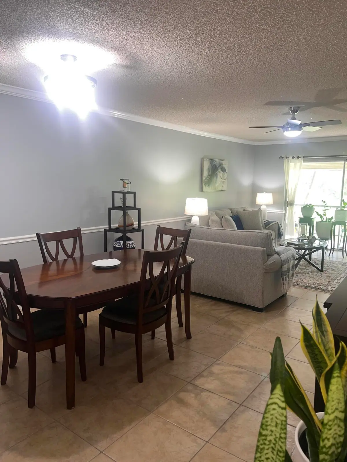 Dinner table at 6080 NW 44TH Street 211, Lauderhill