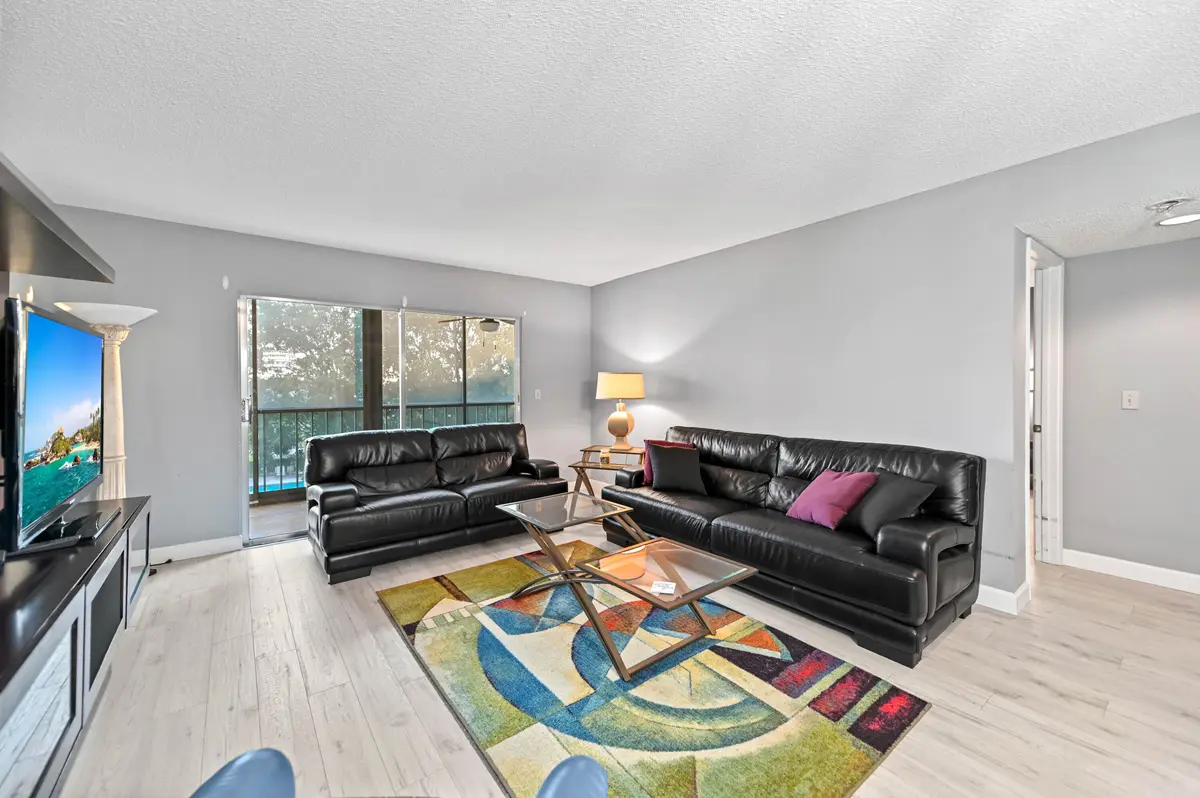17 Livingroom 02 at 7286 HUNTINGTON Lane 402, Delray Beach