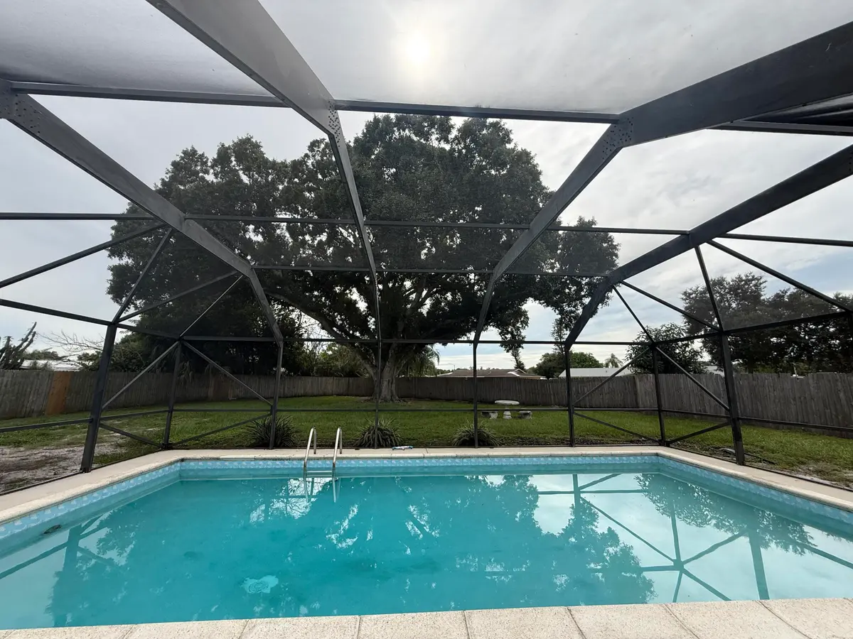 IMG_9562 at 142 NE BRACKEN Road, Port St. Lucie