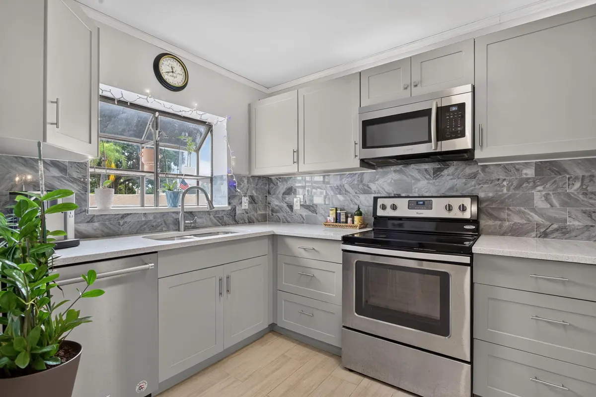 11-web-or-mls-305-13 at 305 Congressional Way, Deerfield Beach