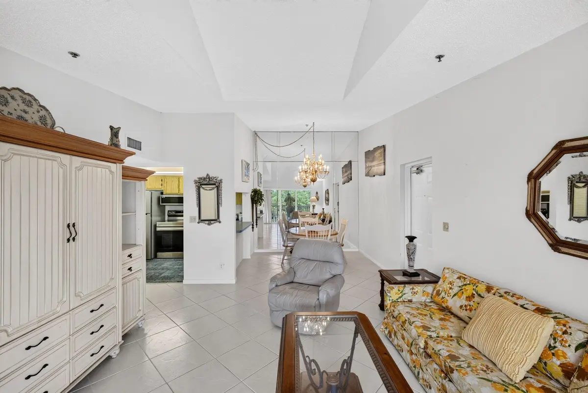 11-web-or-mls-7R7A0175 at 4452 NE OCEAN Boulevard C3, Jensen Beach