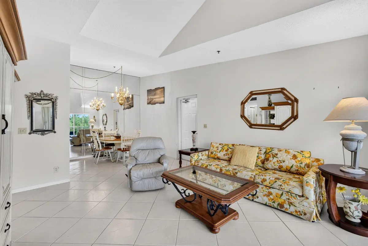 10-web-or-mls-7R7A0170 at 4452 NE OCEAN Boulevard C3, Jensen Beach