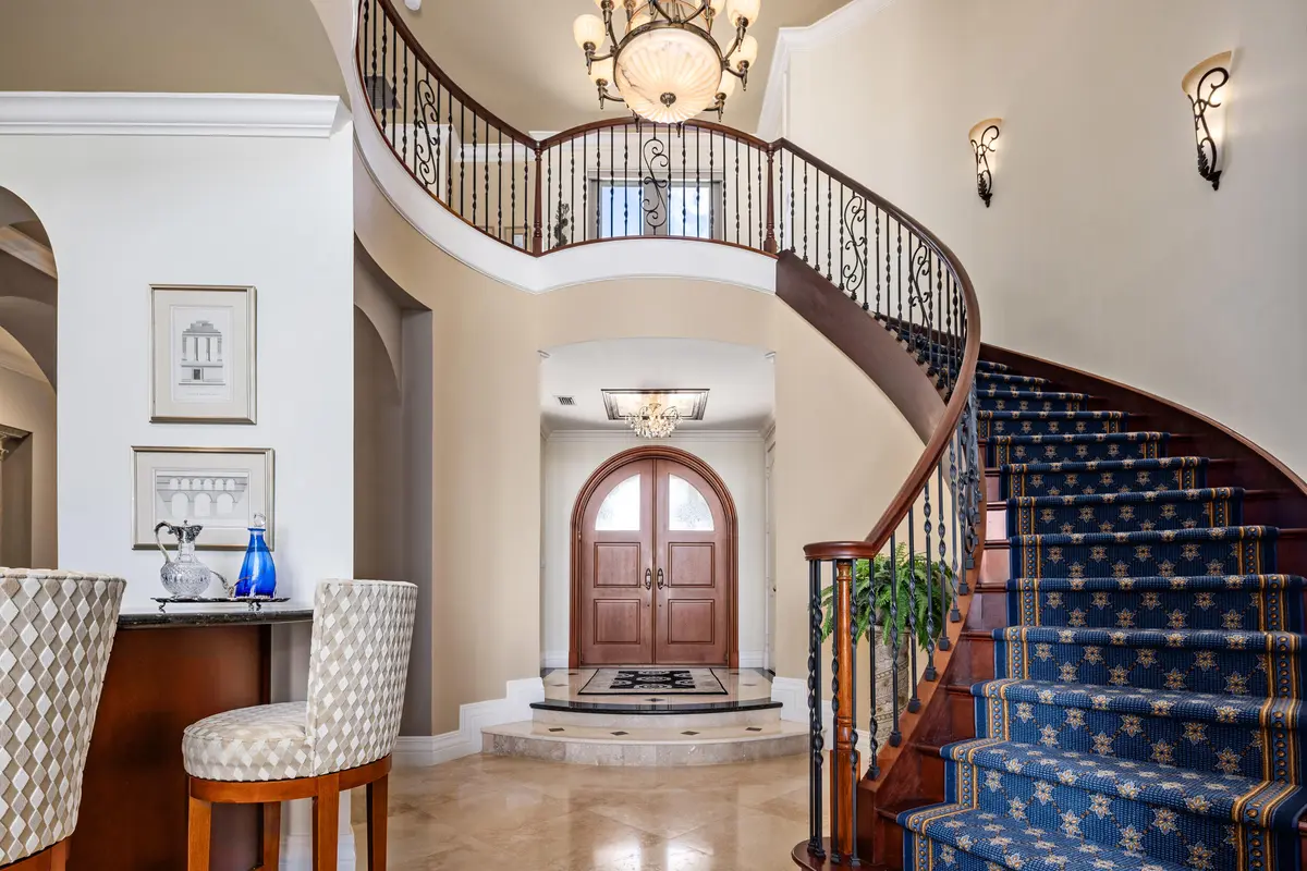 8_et6a9409 at 1207 N ATLANTIC Drive, Lantana
