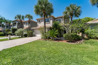 6593 LURAIS Drive, Lake Worth – sold