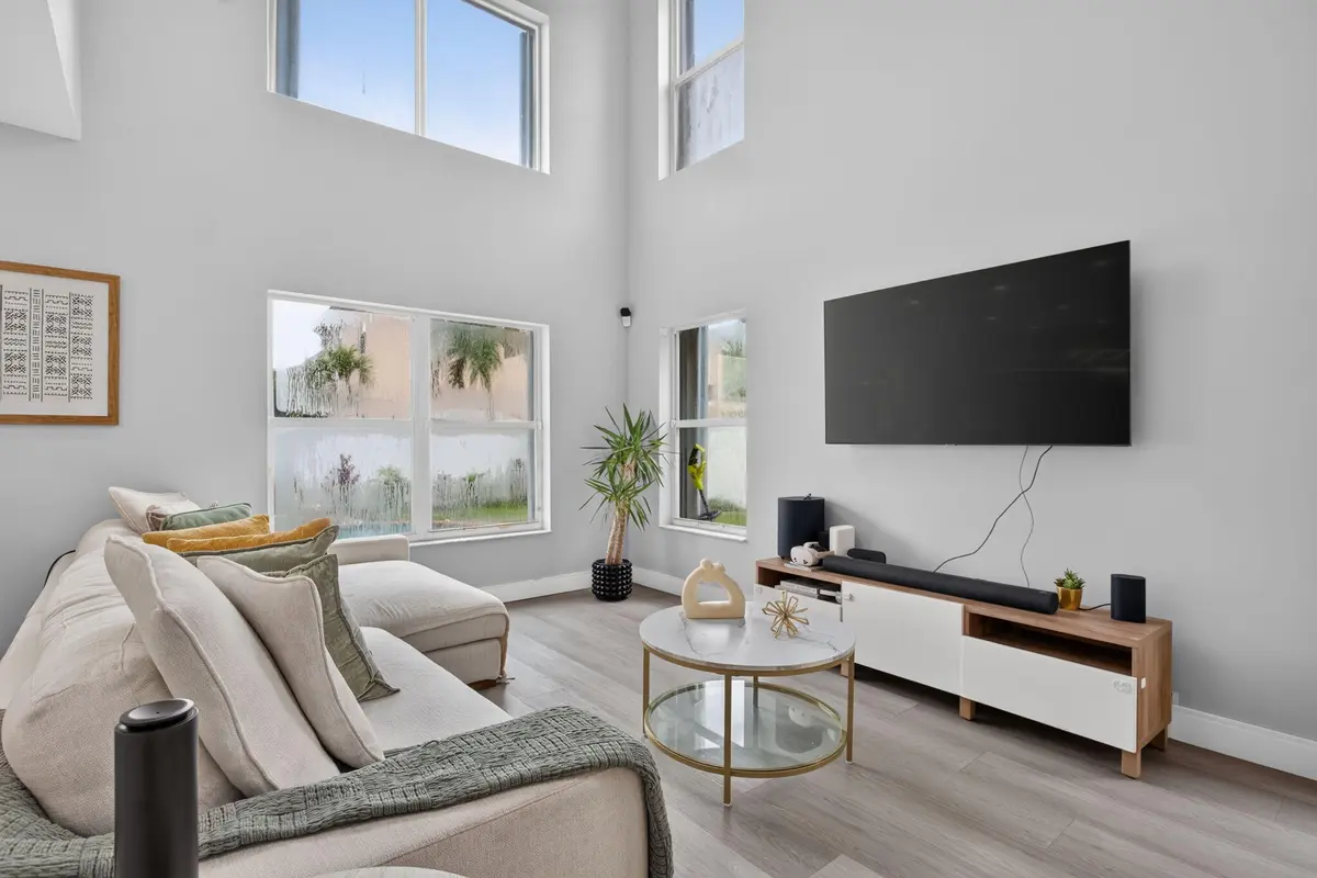 9-web-or-mls-2911-9 at 2911 E SABLE Circle, Margate