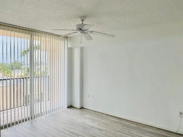 Bedroom at 1801 N FLAGLER Drive 432, West Palm Beach