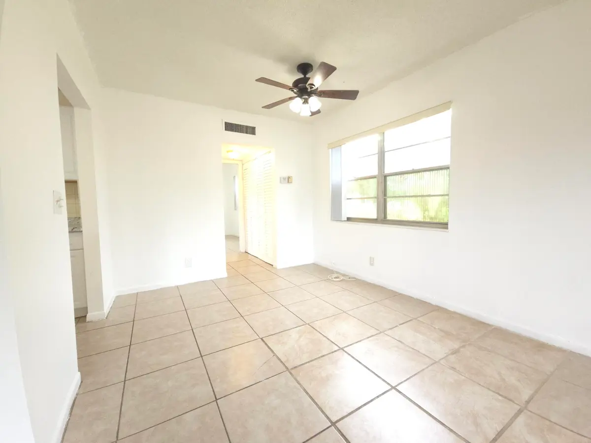 129 NORWICH F, West Palm Beach, FL – photo 4