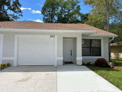 1065 MULBERRY Place, Wellington – Townhouse for rent