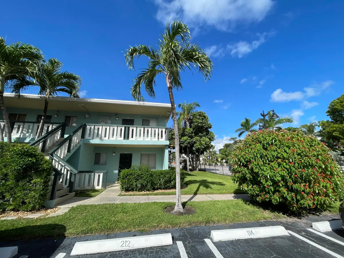 IMG_1456 at 306 E OCEAN Avenue 114, Boynton Beach