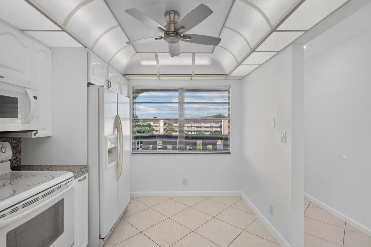 KITCHEN at 2901 Victoria Circle D4, Coconut Creek