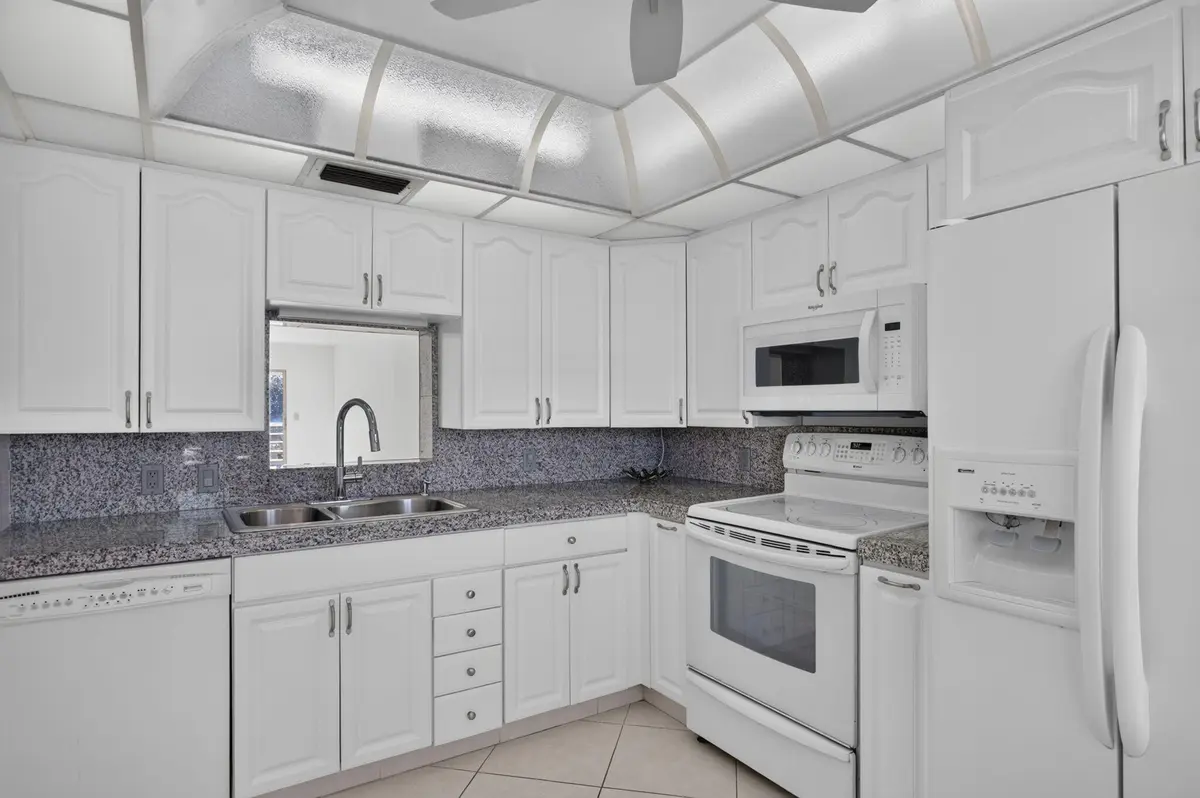 Kitchen at 2901 Victoria Circle D4, Coconut Creek