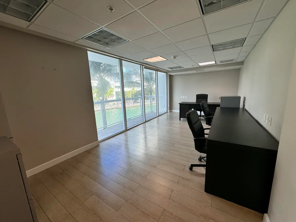 IMG_1507 at 31 SE 5th Street CU-301, Miami