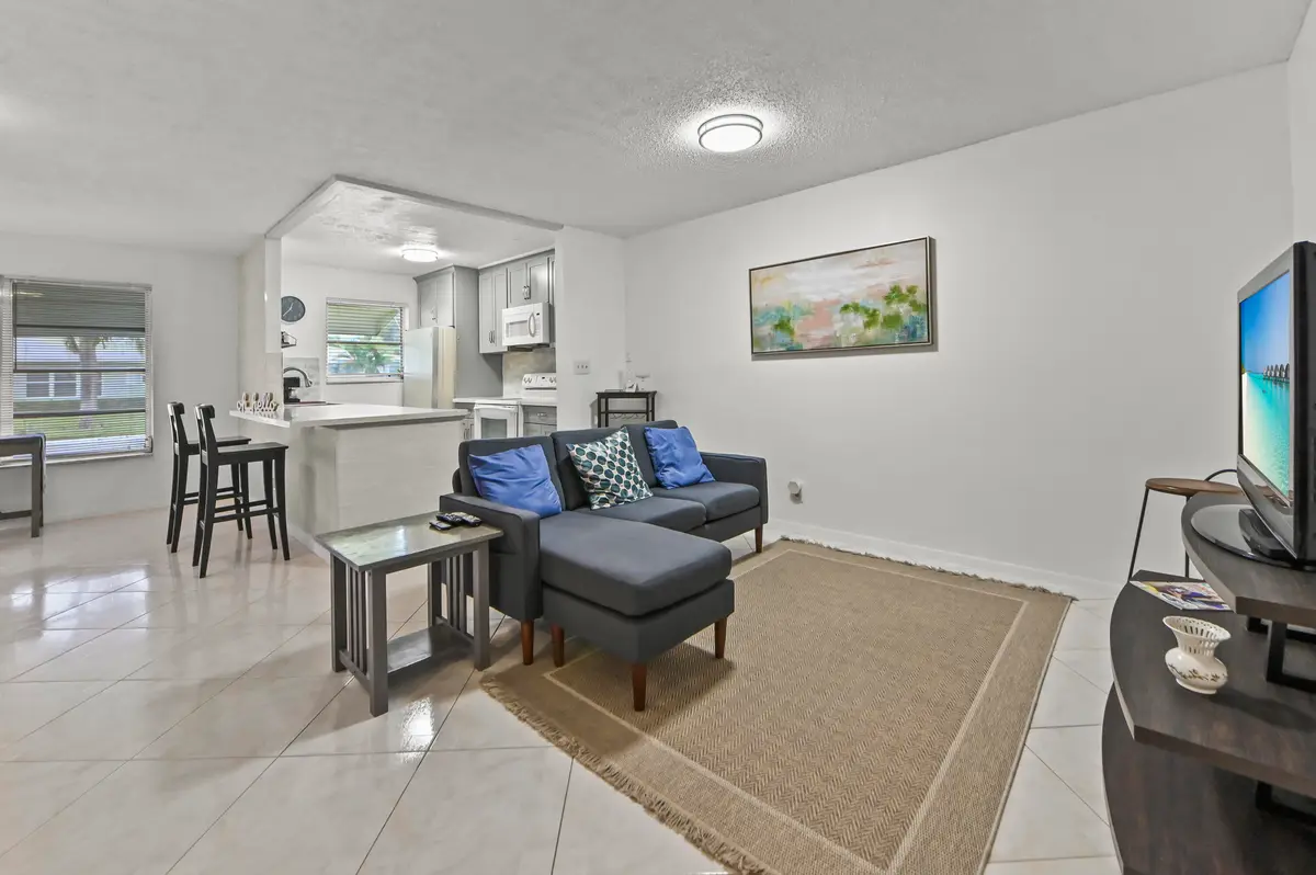 12 Living room 06 at 120 HIGH POINT Boulevard C, Delray Beach
